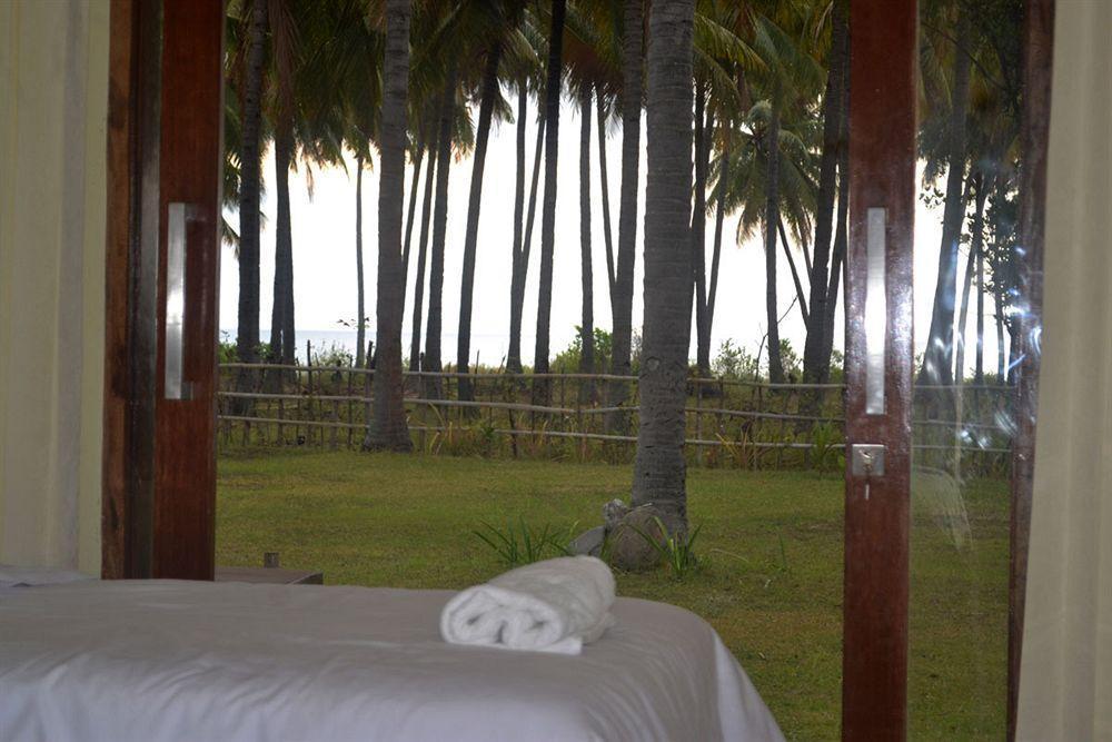Gondang Beach Hotel Gili Trawangan Exterior foto