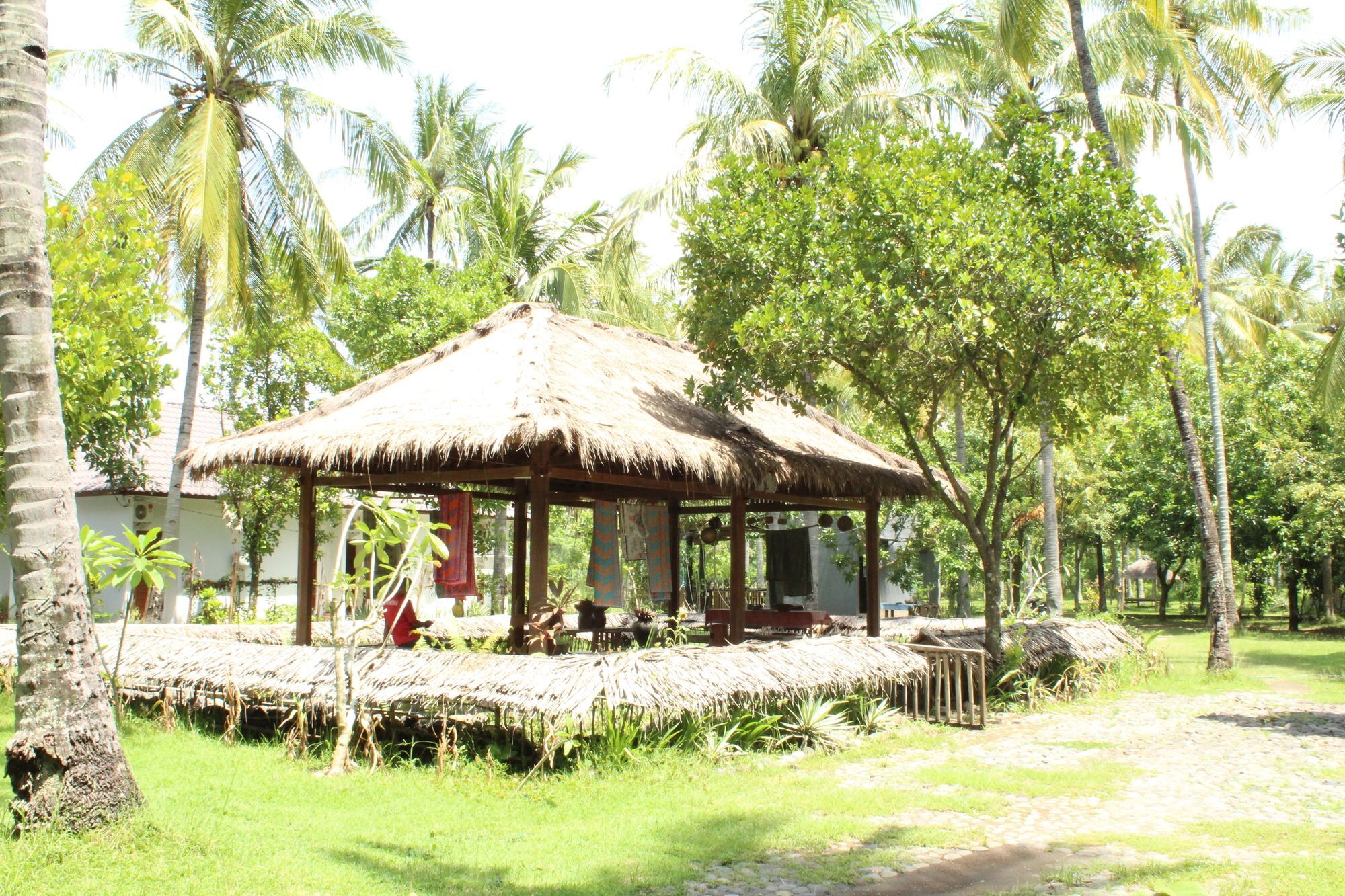 Gondang Beach Hotel Gili Trawangan Exterior foto